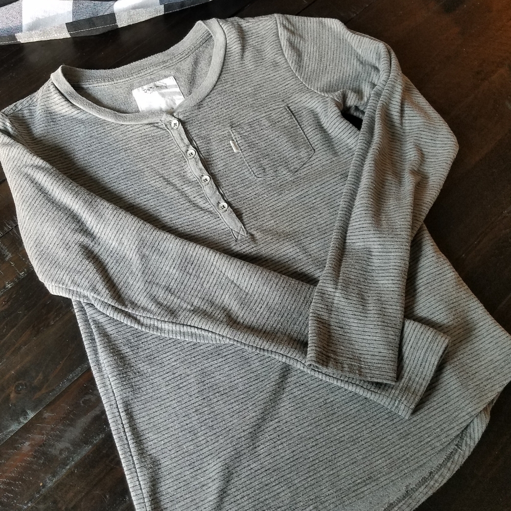 Boy's Levis Henley Long Sleeve..